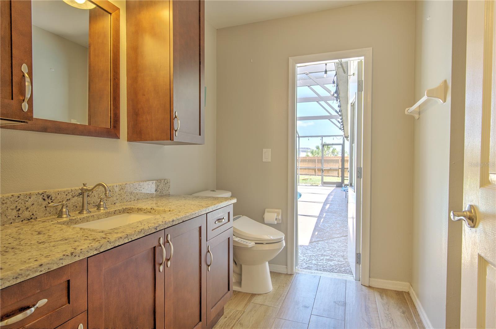 Image 37 of 53 For 2850 Babylon Court