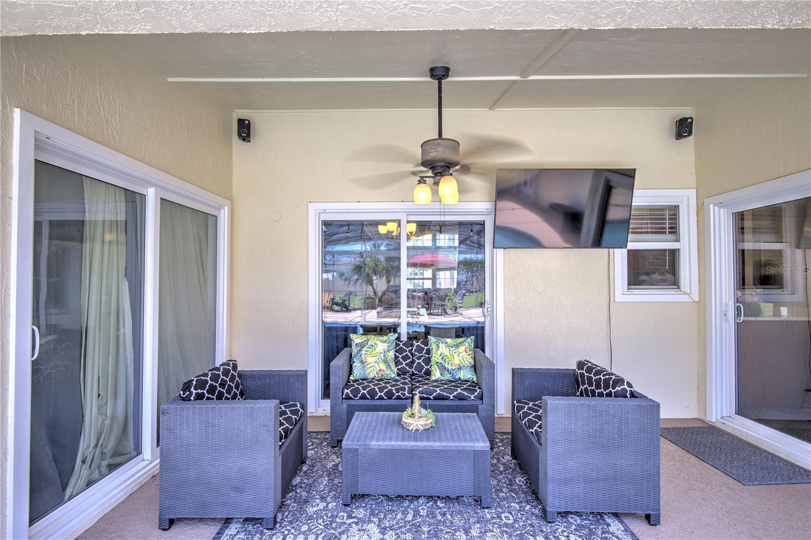 Image 39 of 53 For 2850 Babylon Court