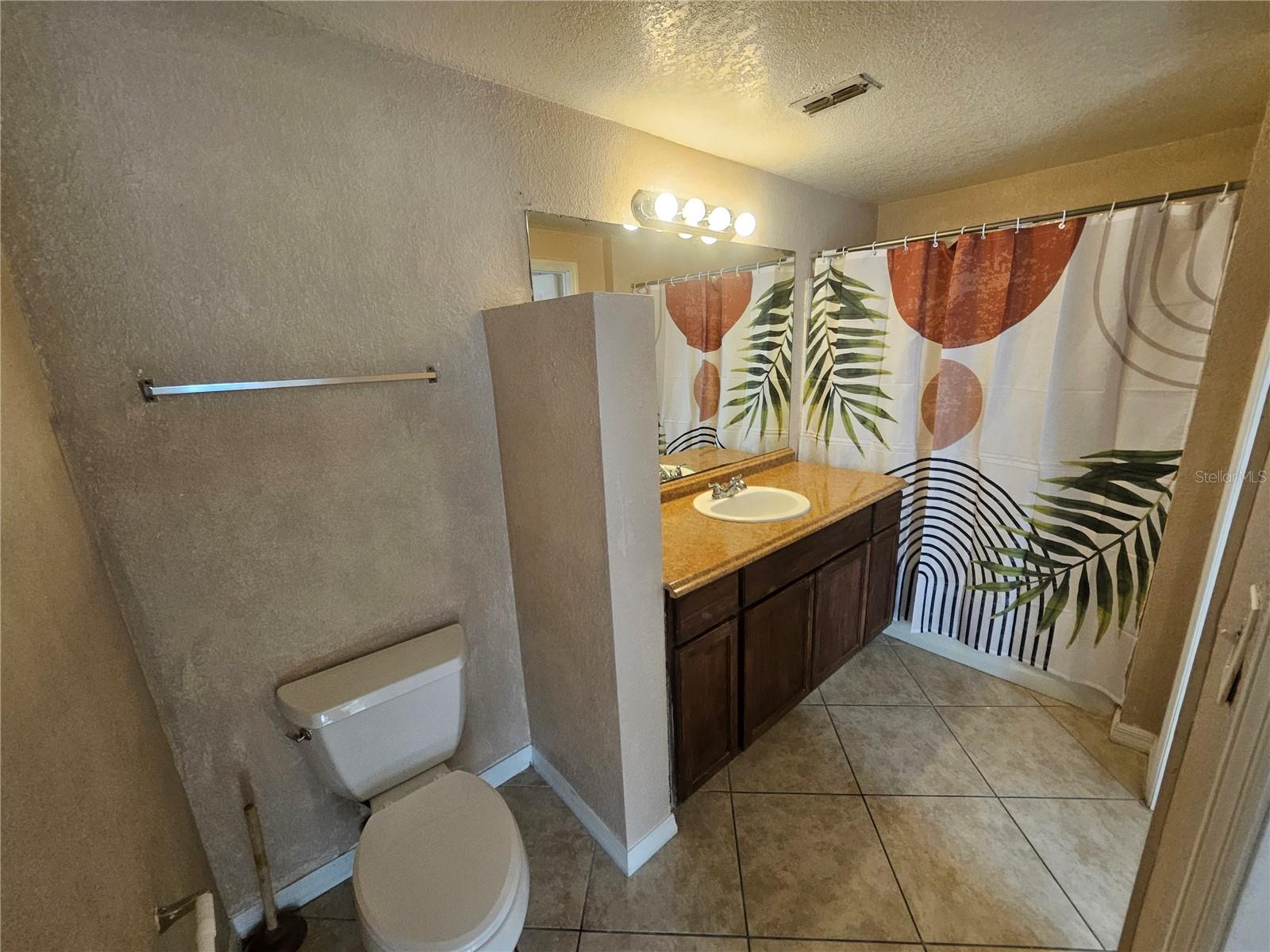 Image 28 of 33 For 5525 Pga Boulevard 4611