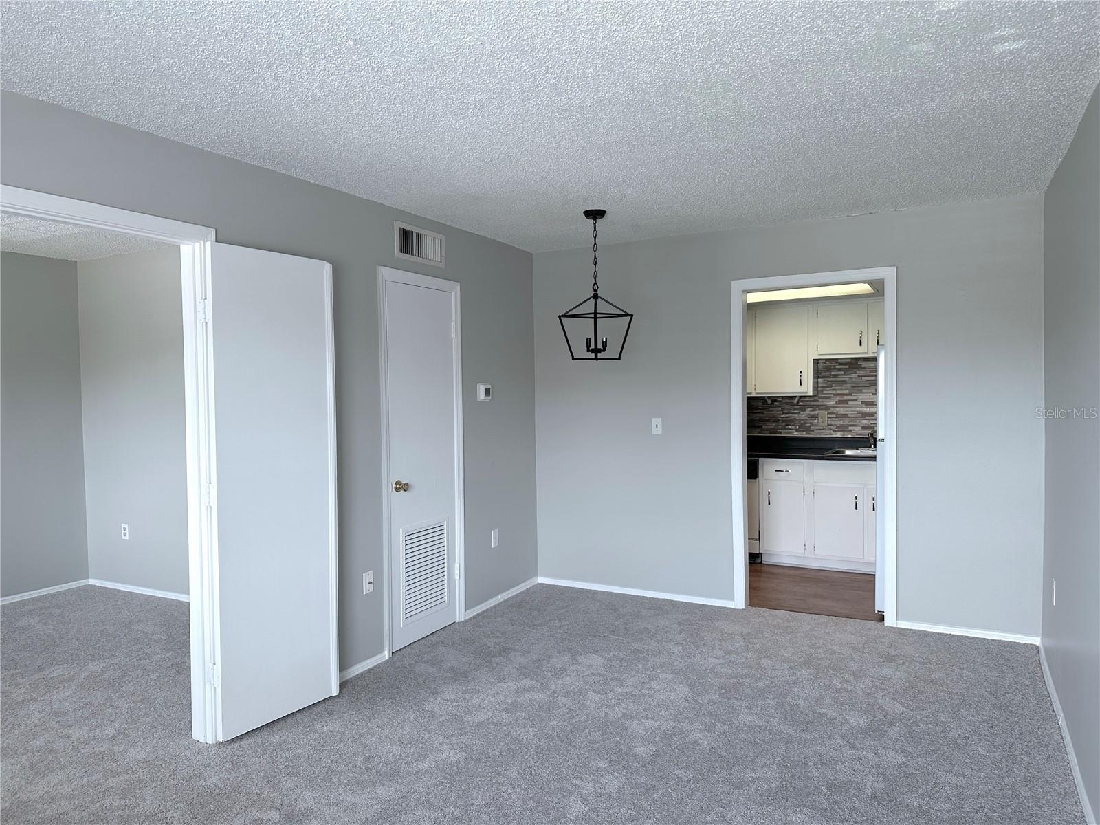 Image 6 of 23 For 2426 Branch Way 200