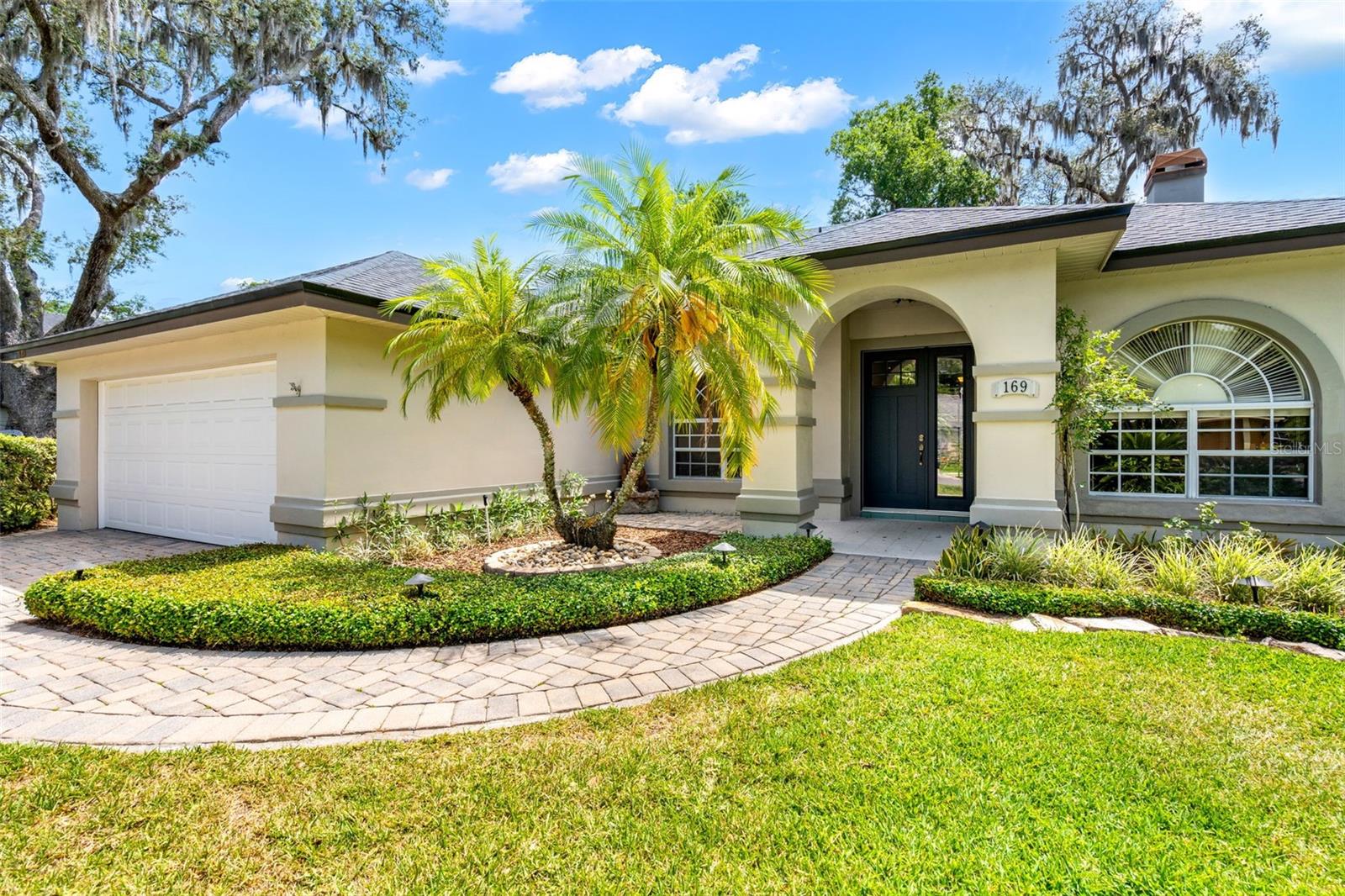Image 2 of 50 For 169 Winding Oaks Lane