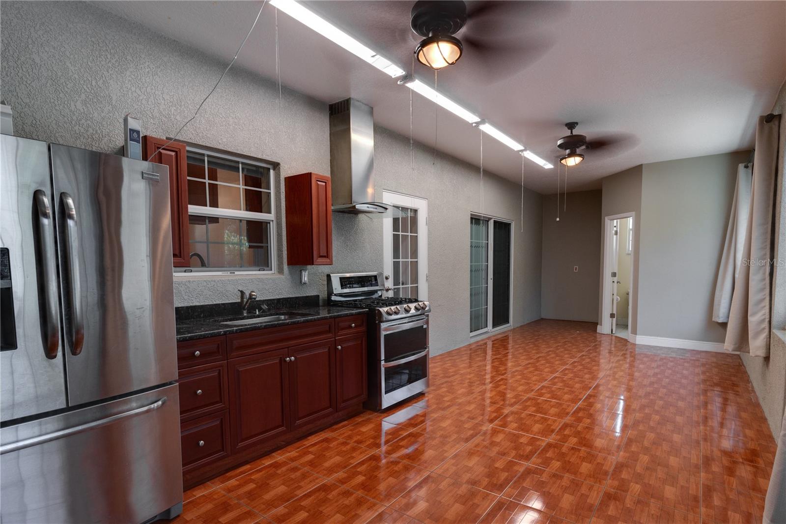 Image 21 of 28 For 2300 Dawnwood Lane