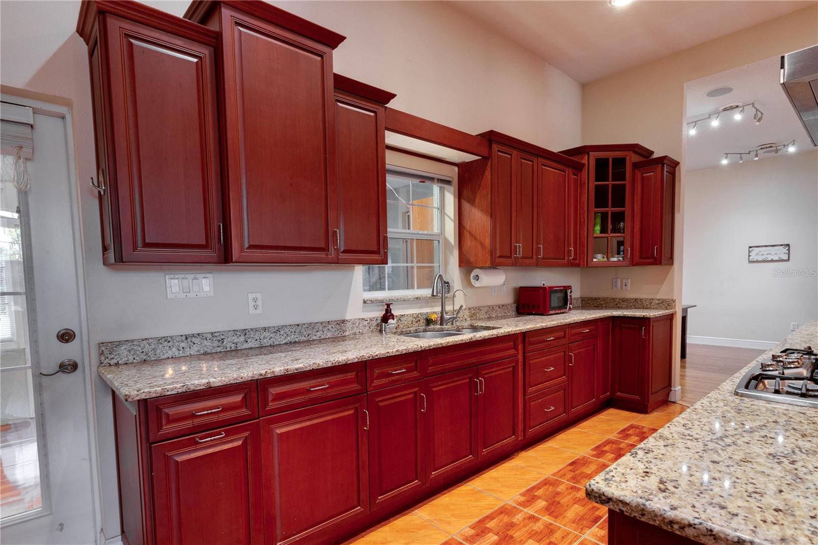 Image 7 of 28 For 2300 Dawnwood Lane