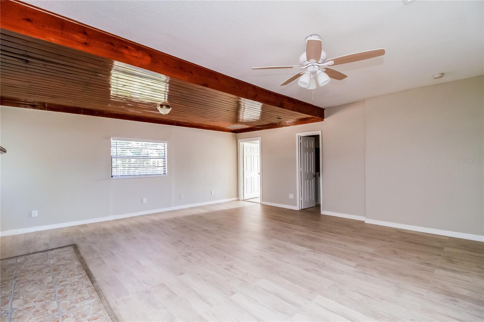 Image 10 of 16 For 579 Lake Avenue