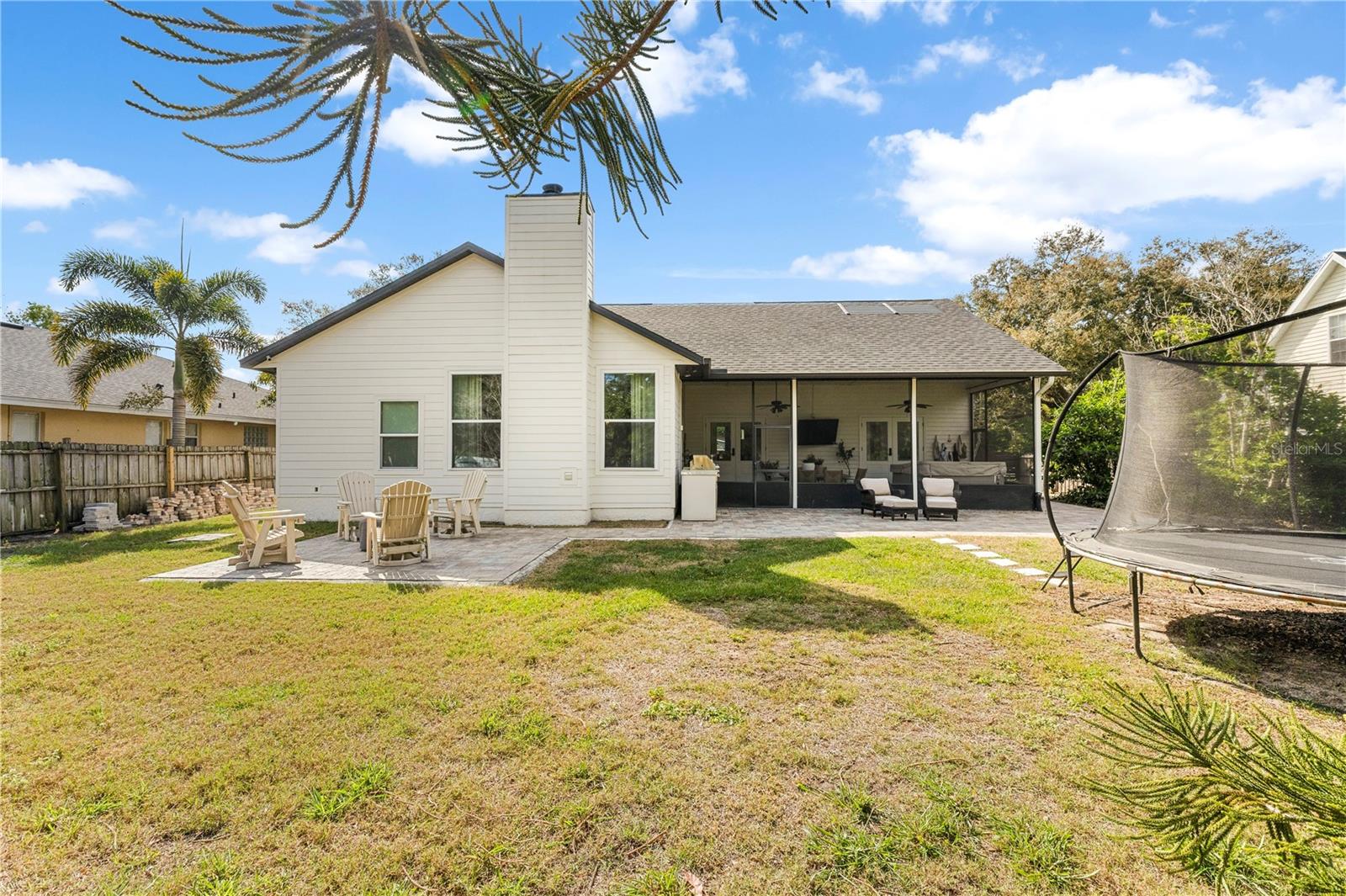 Image 31 of 37 For 1667 Spring Loop Way