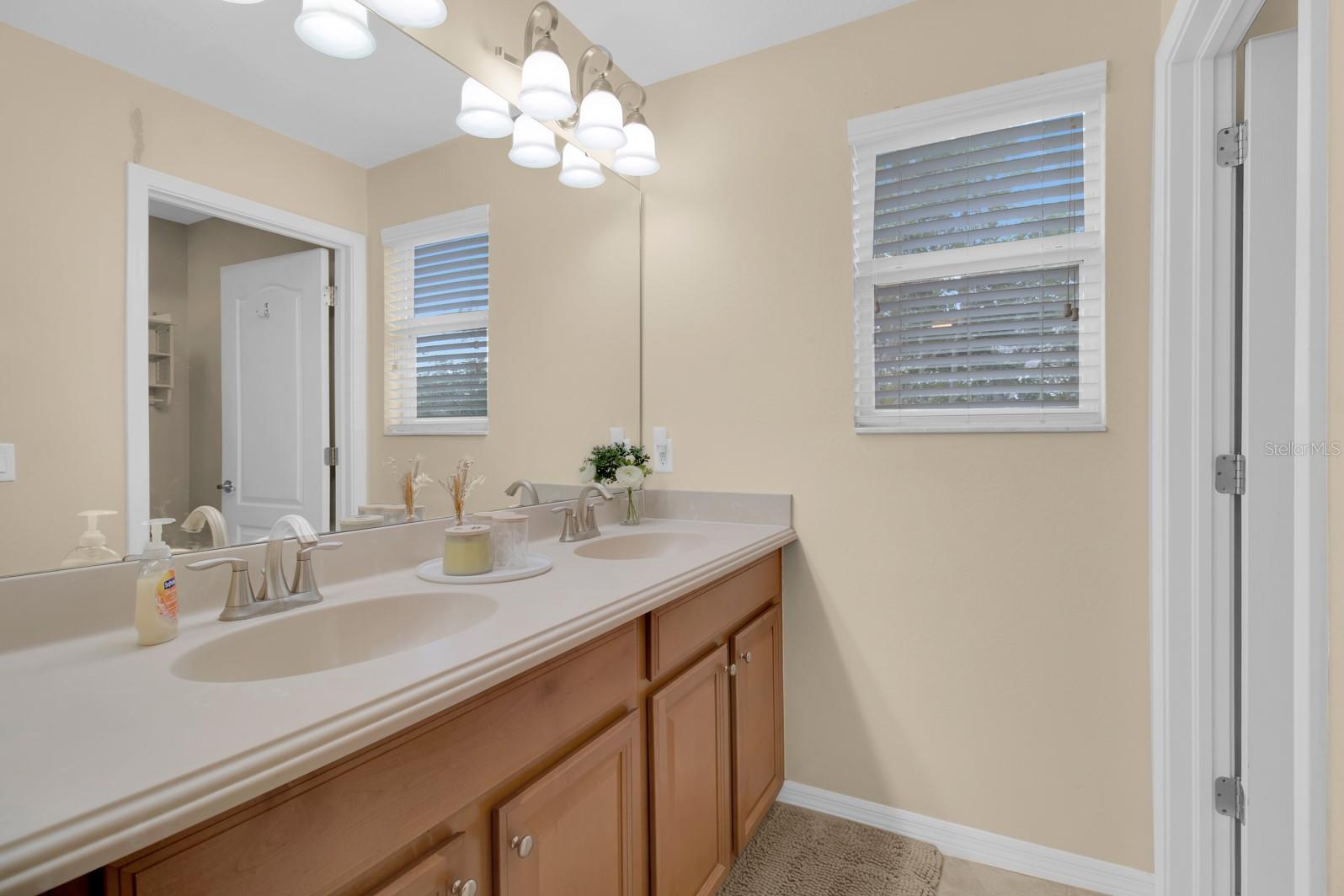 Image 32 of 62 For 23520 San Sebastian Court