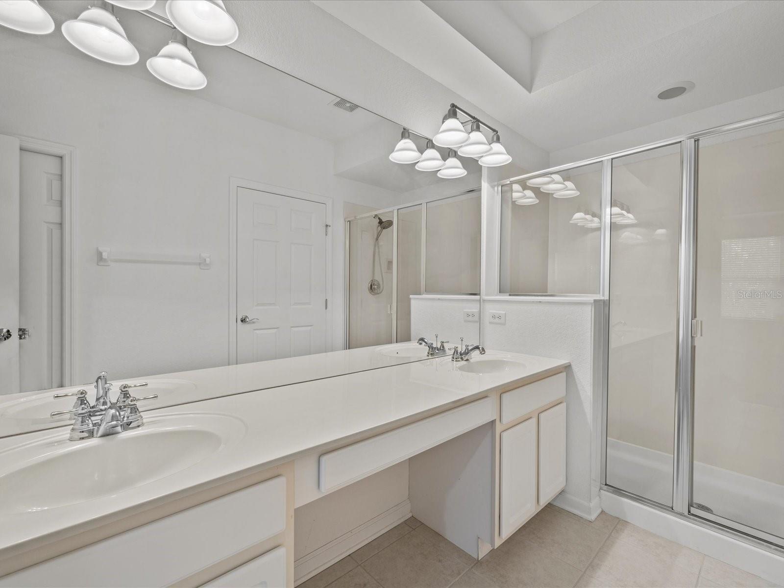 Image 16 of 38 For 8338 Quimby Circle