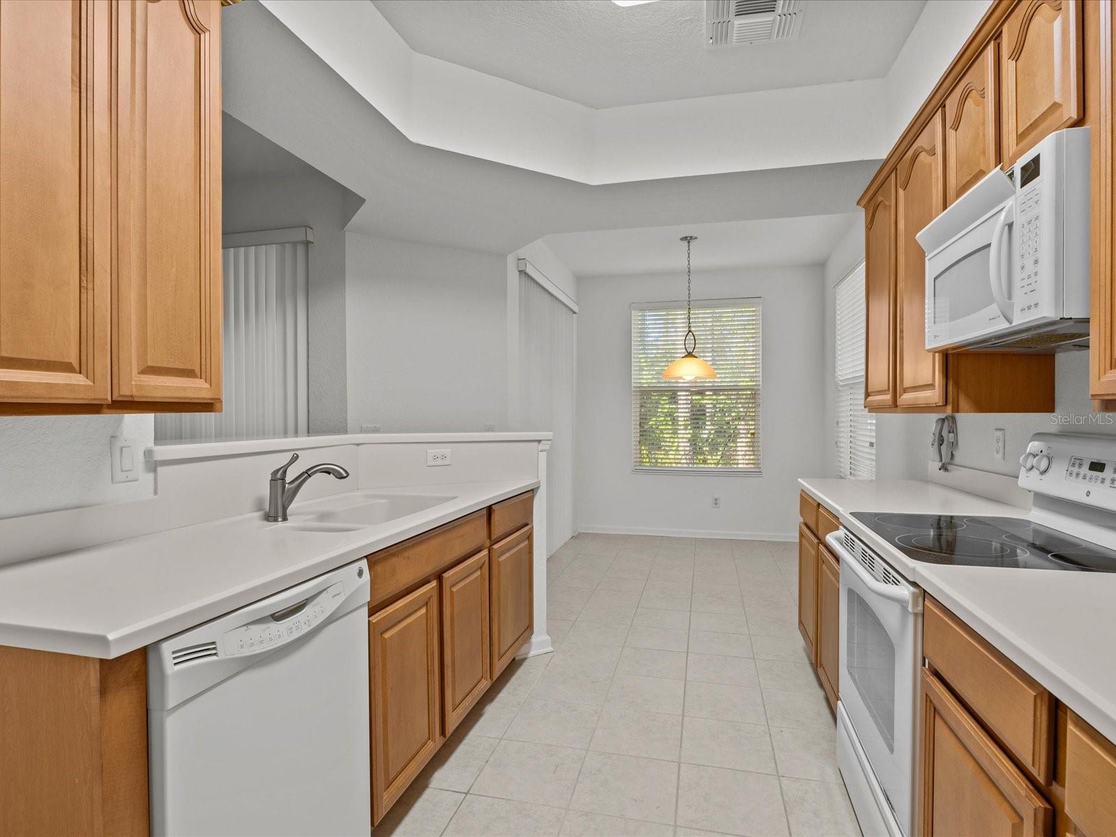 Image 8 of 38 For 8338 Quimby Circle