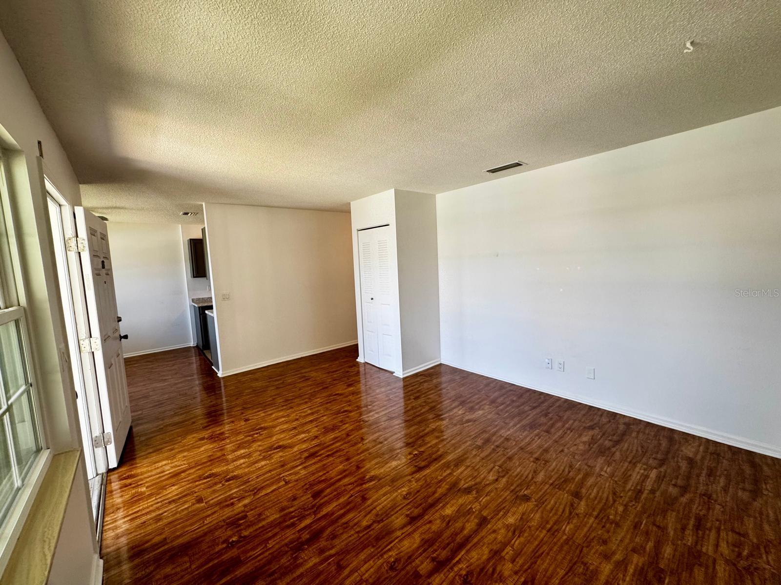 Image 31 of 55 For 840 Center Avenue 98