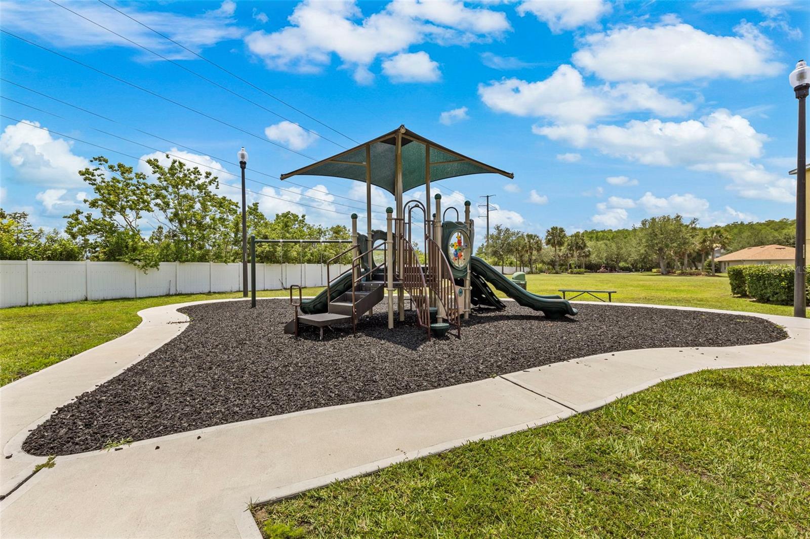 Image 26 of 28 For 725 Cresting Oak Circle 117