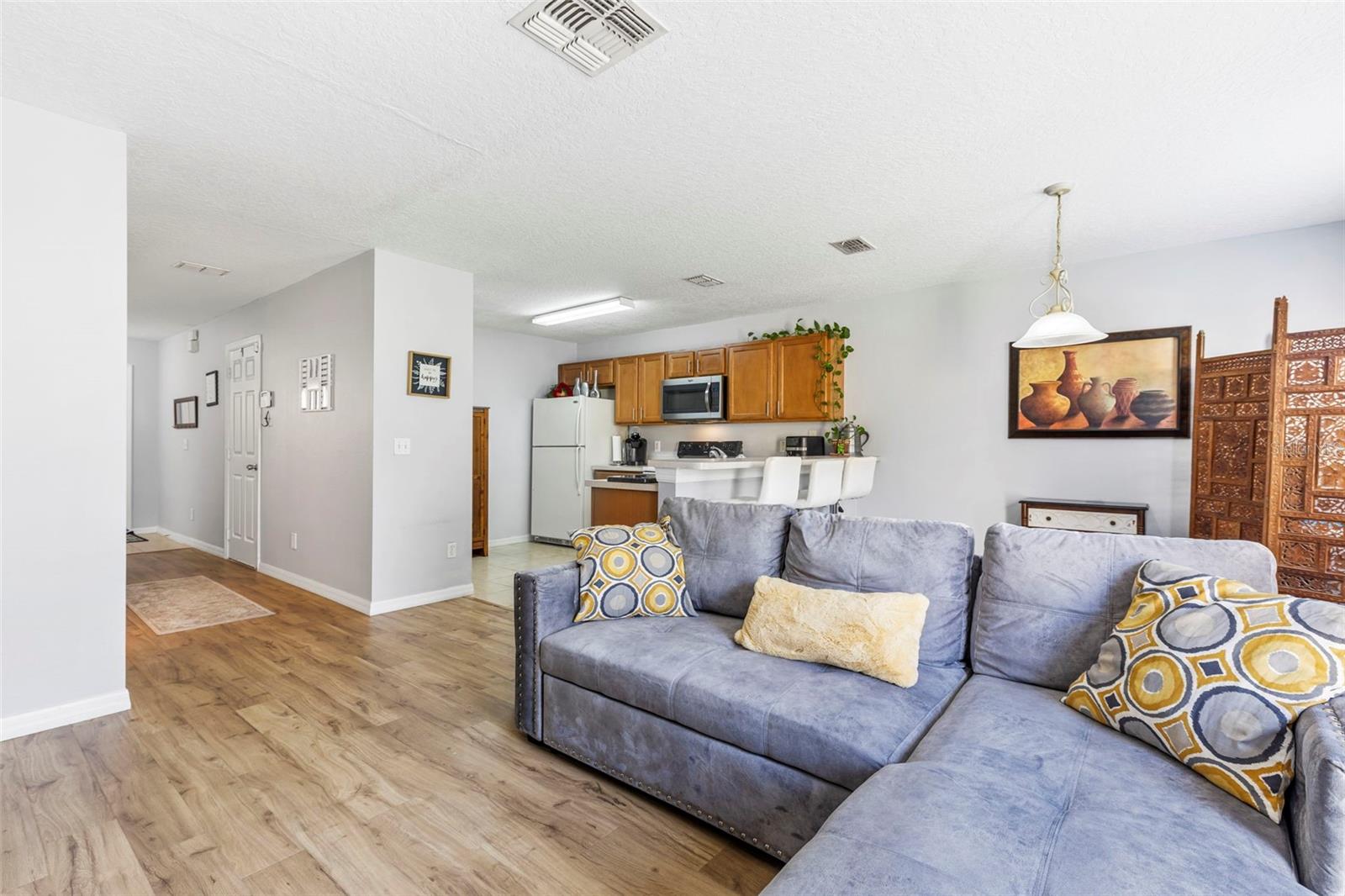 Image 9 of 28 For 725 Cresting Oak Circle 117