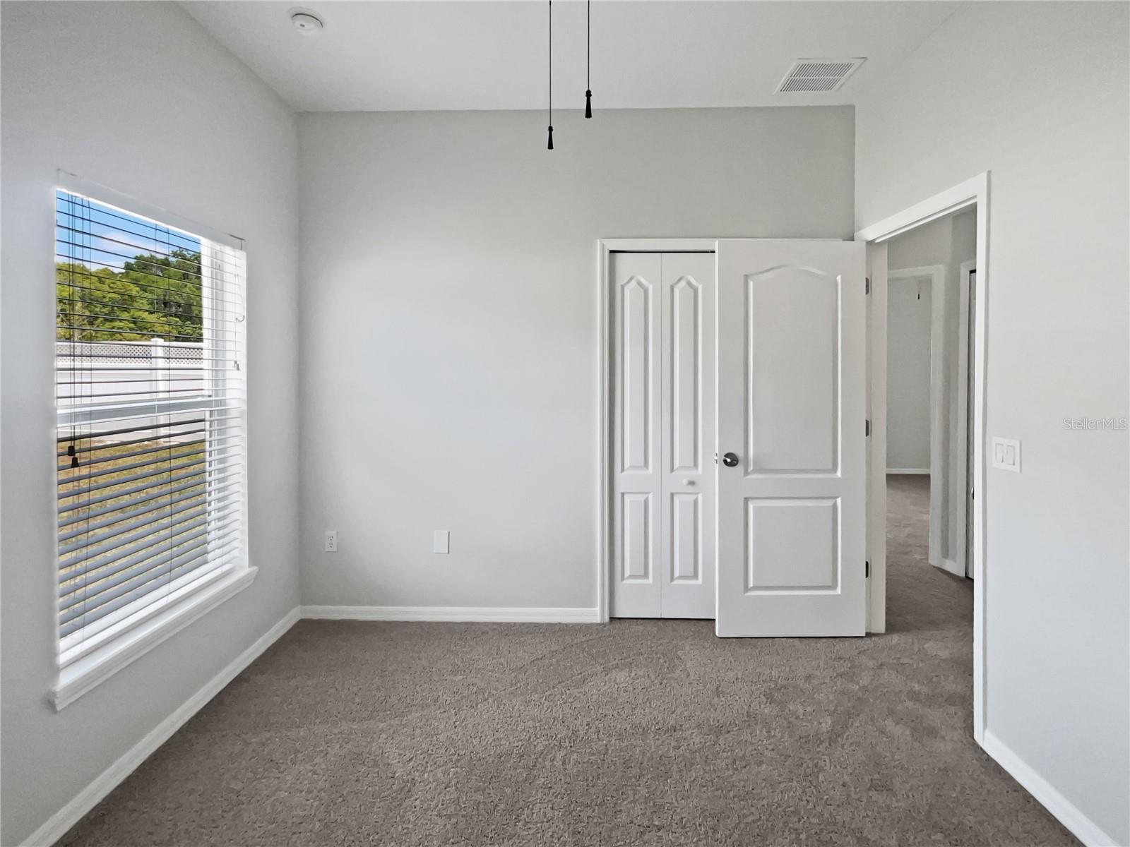 Image 20 of 31 For 1123 Hacienda Circle