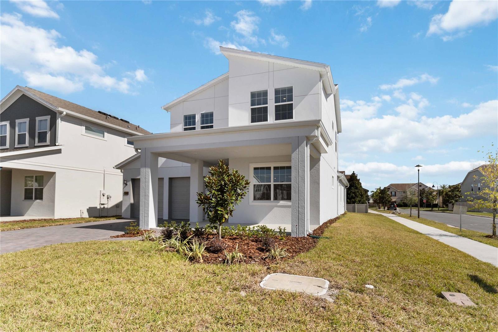 Image 2 of 32 For 14797 Milfoil Avenue