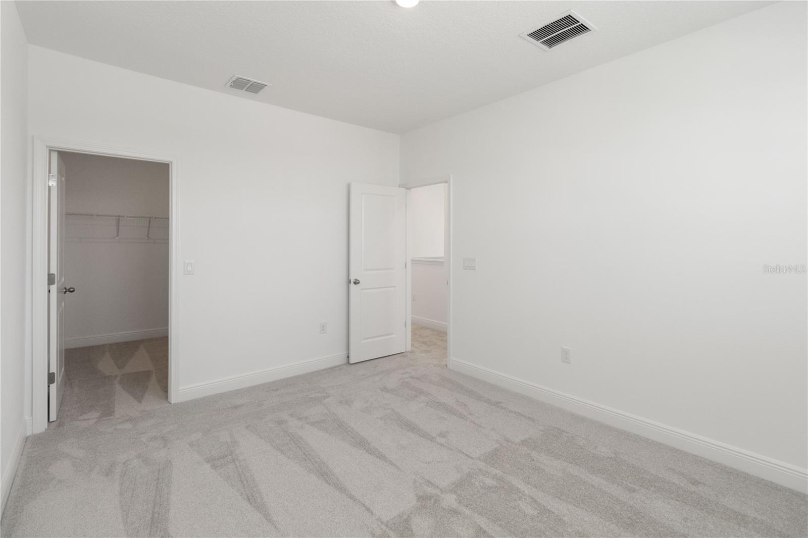 Image 23 of 32 For 14797 Milfoil Avenue
