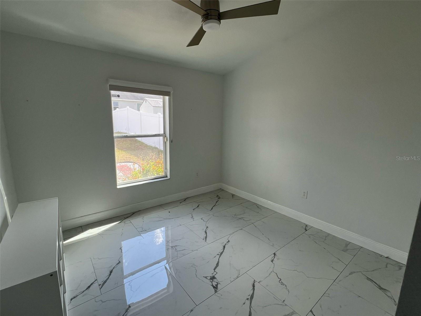 Image 10 of 19 For 920 Kingfisher Drive