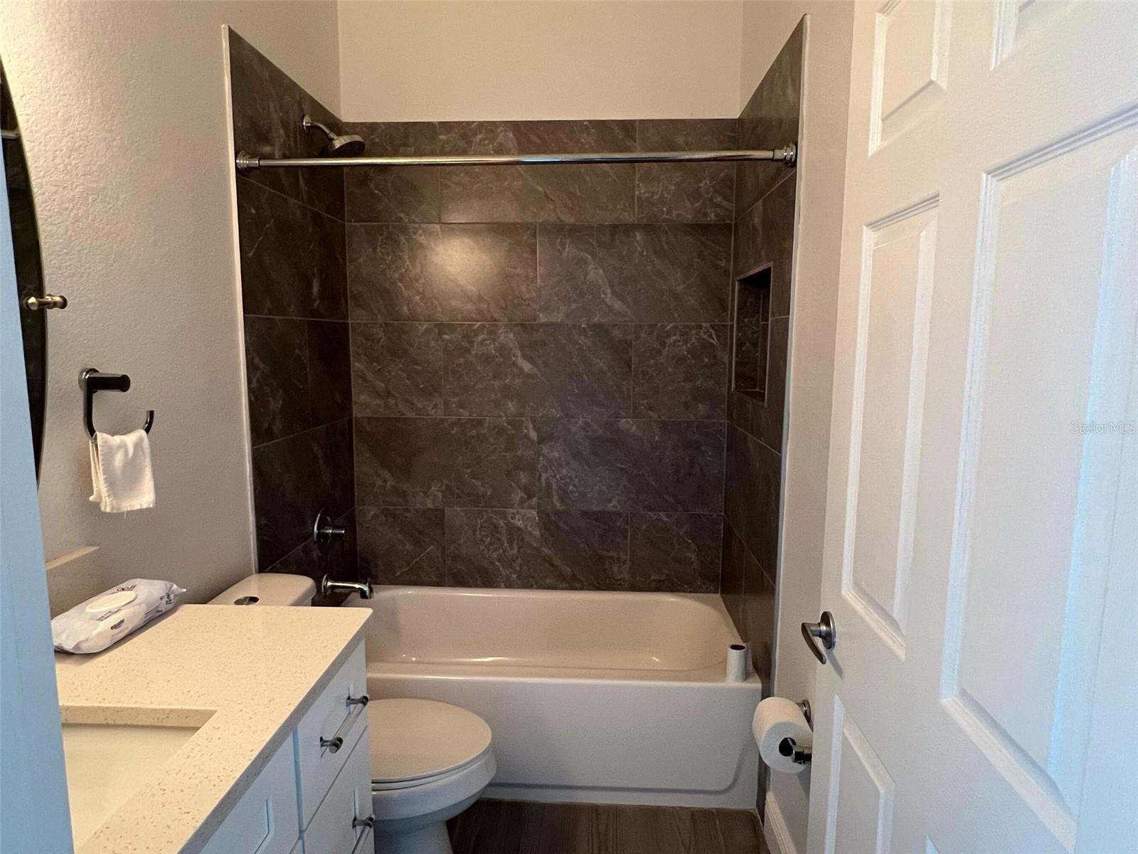 Image 12 of 19 For 920 Kingfisher Drive