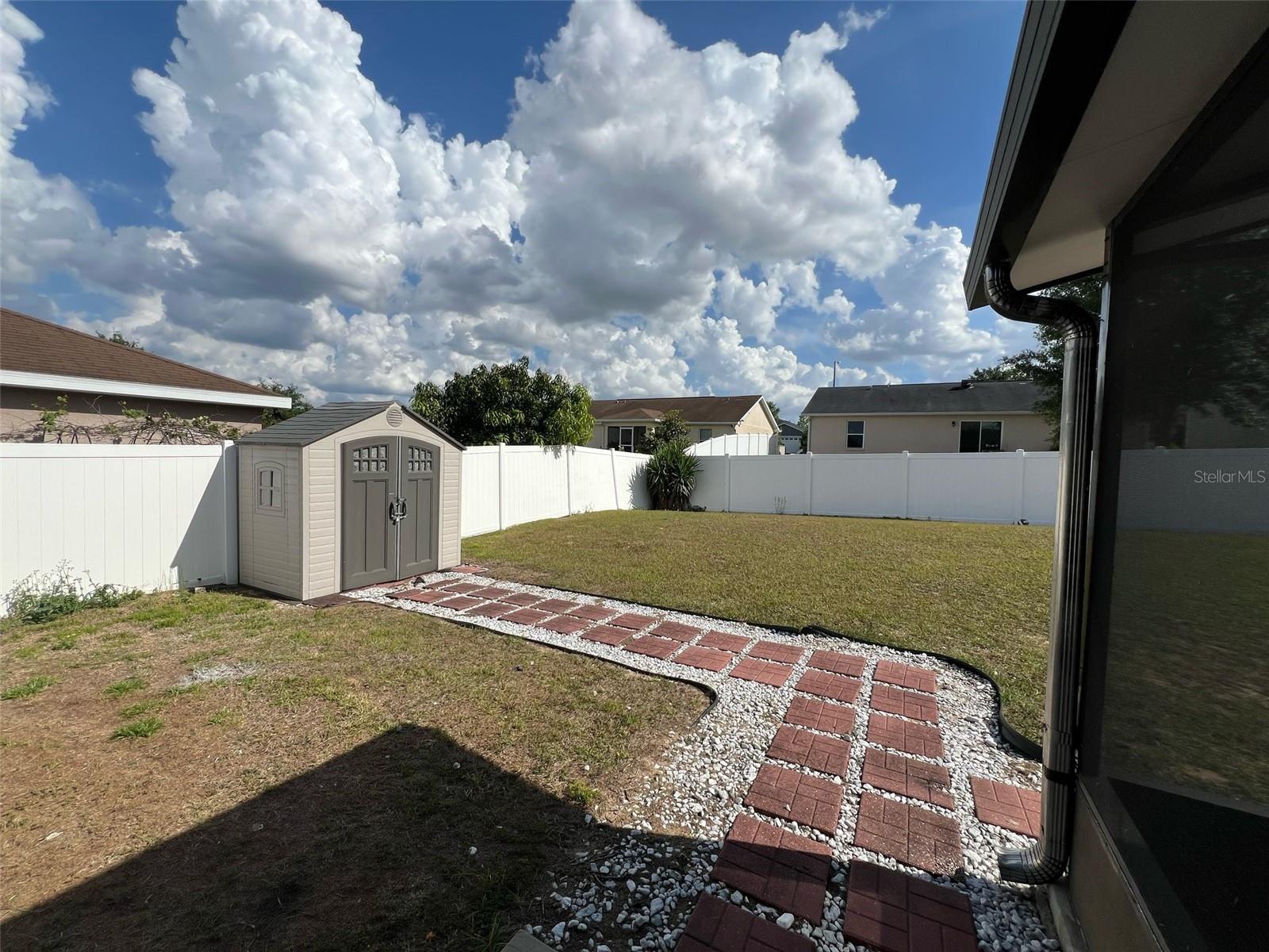 Image 17 of 19 For 920 Kingfisher Drive
