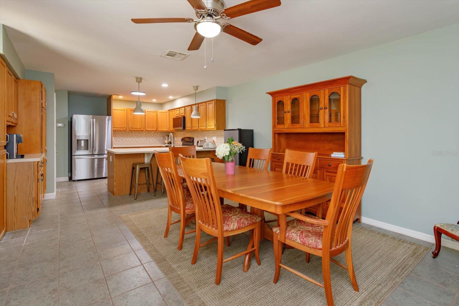 Image 12 of 28 For 7254 Della Drive