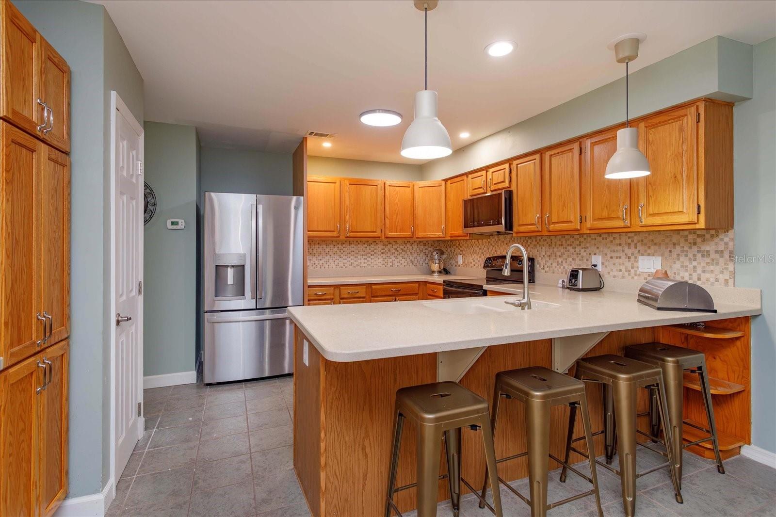Image 9 of 28 For 7254 Della Drive