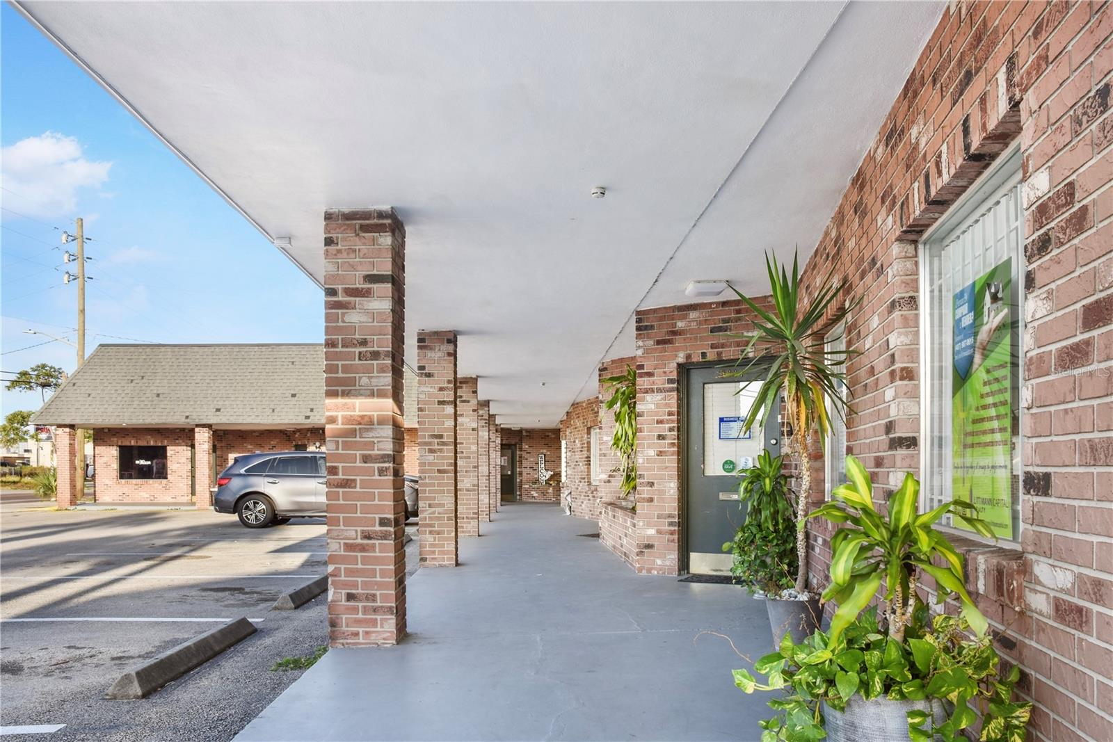 Image 3 of 24 For 5801 Dahlia Drive