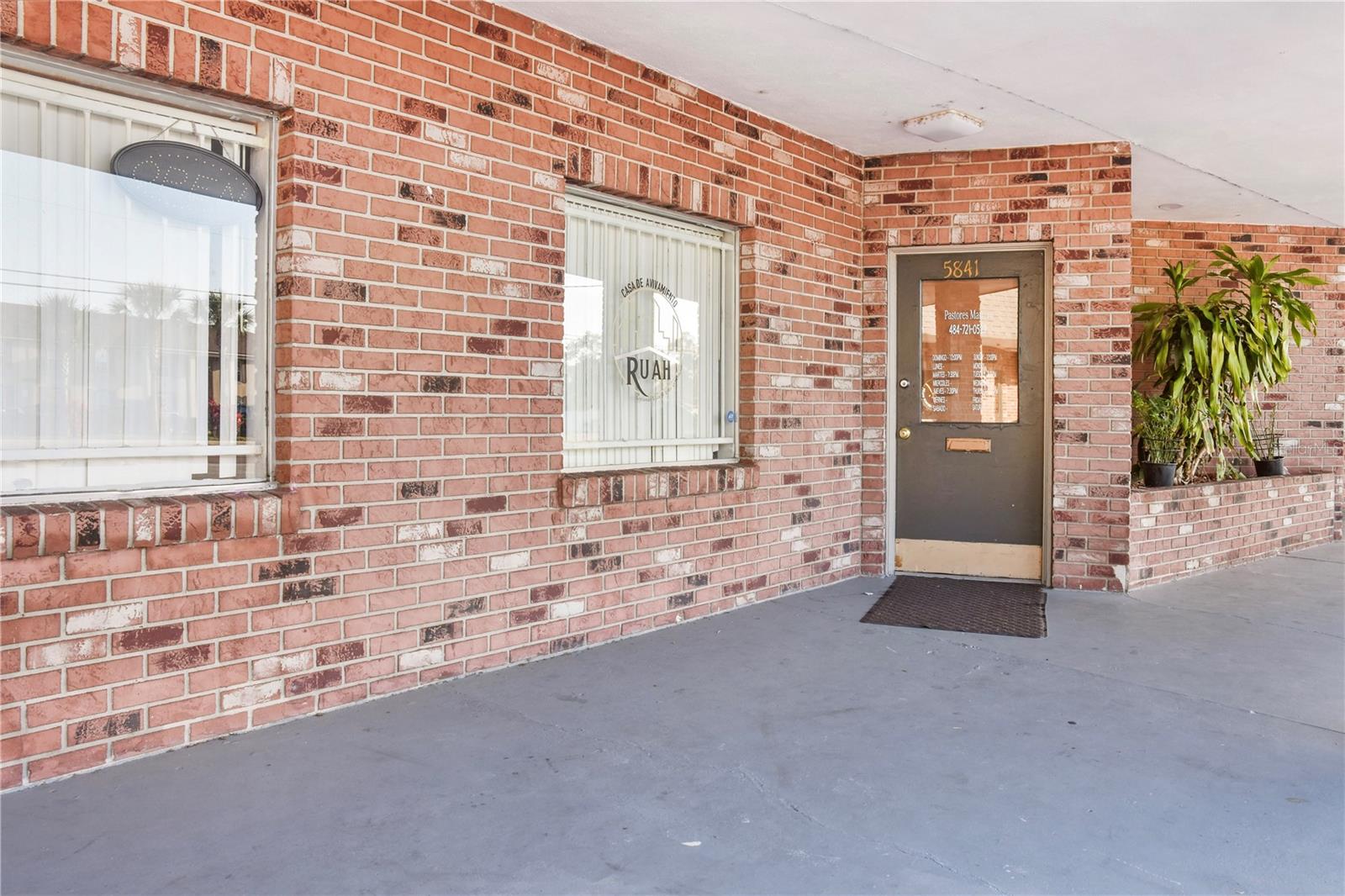 Image 5 of 24 For 5801 Dahlia Drive