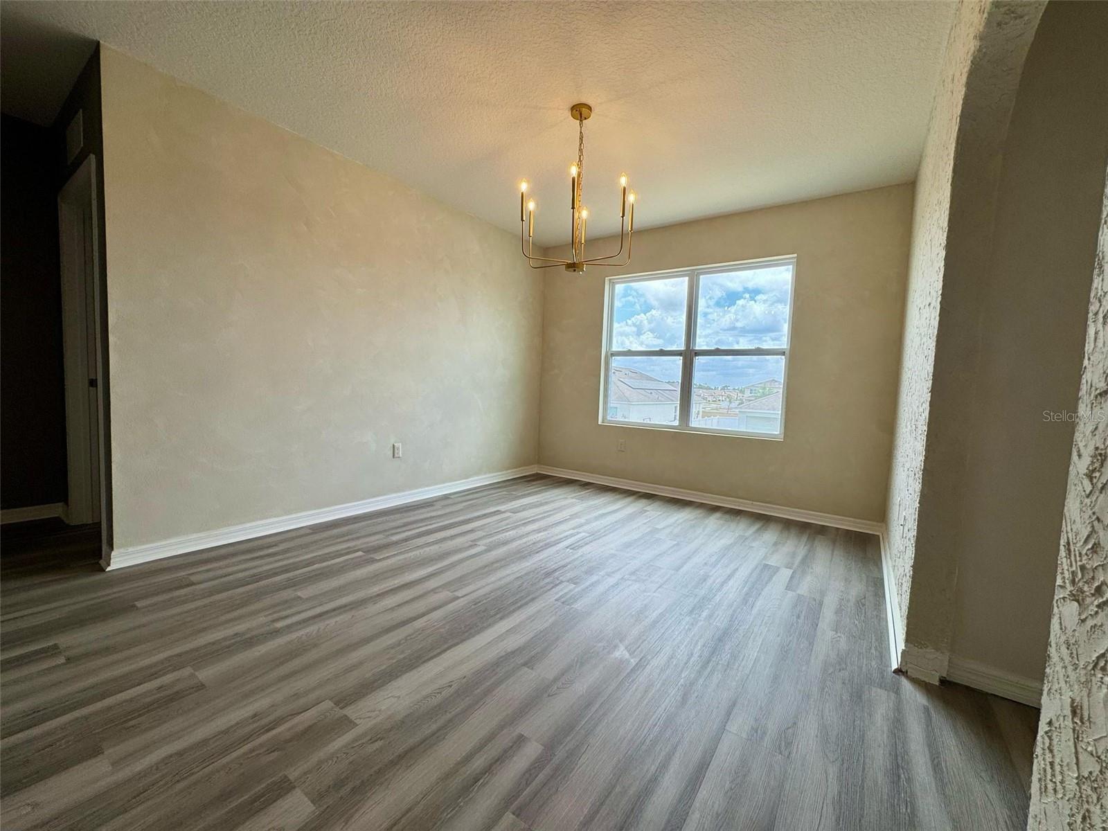 Image 20 of 23 For 5642 Westerly Breeze Place