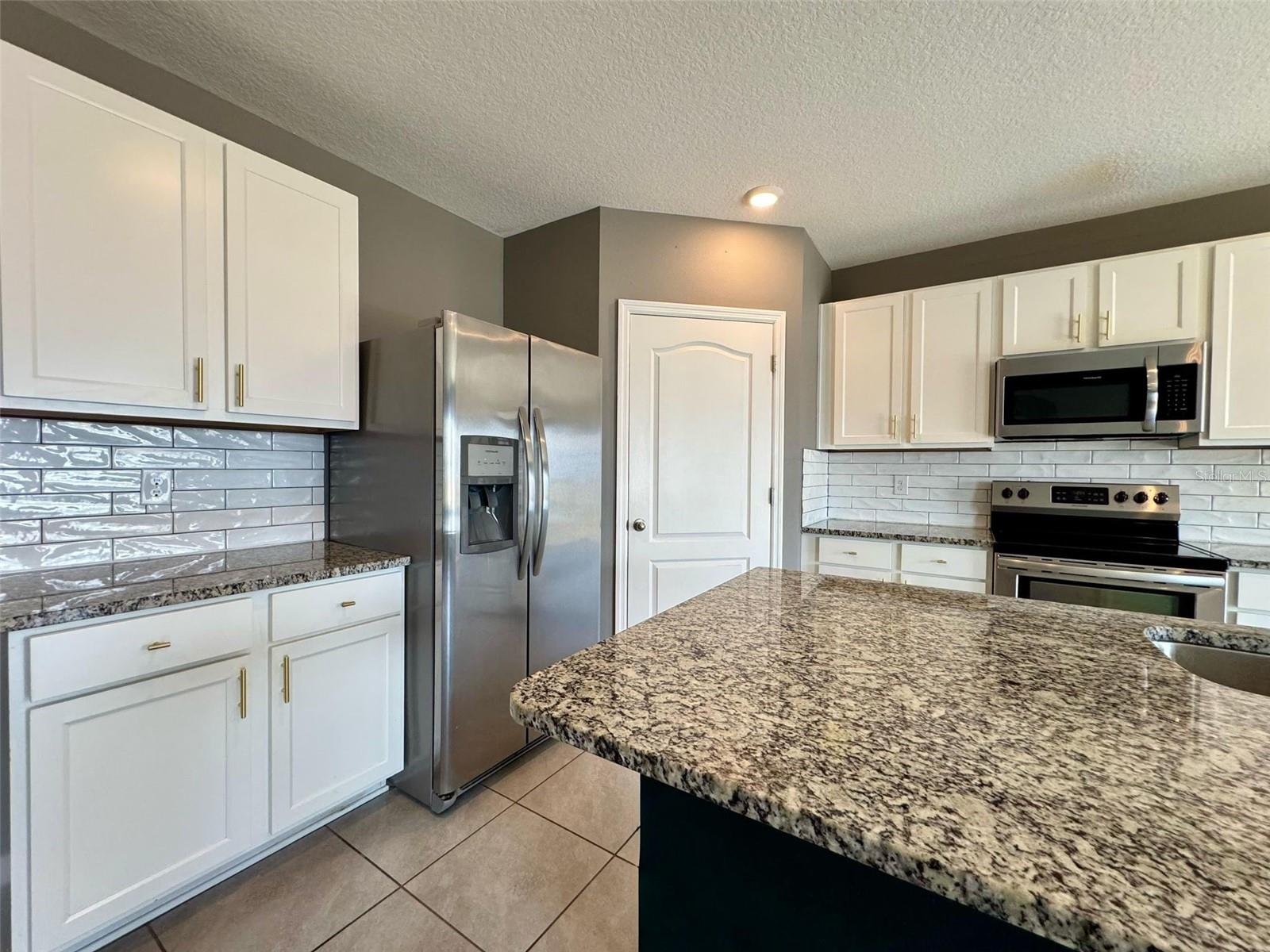 Image 3 of 23 For 5642 Westerly Breeze Place