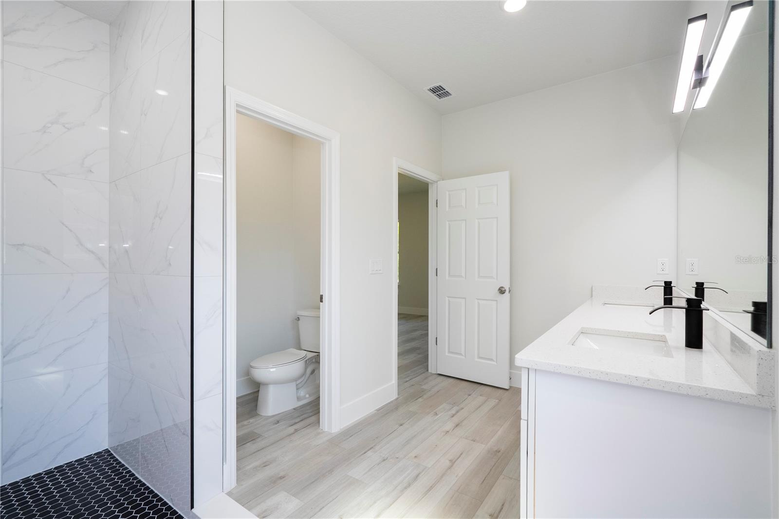 Image 32 of 46 For 7780 Sarazen Drive