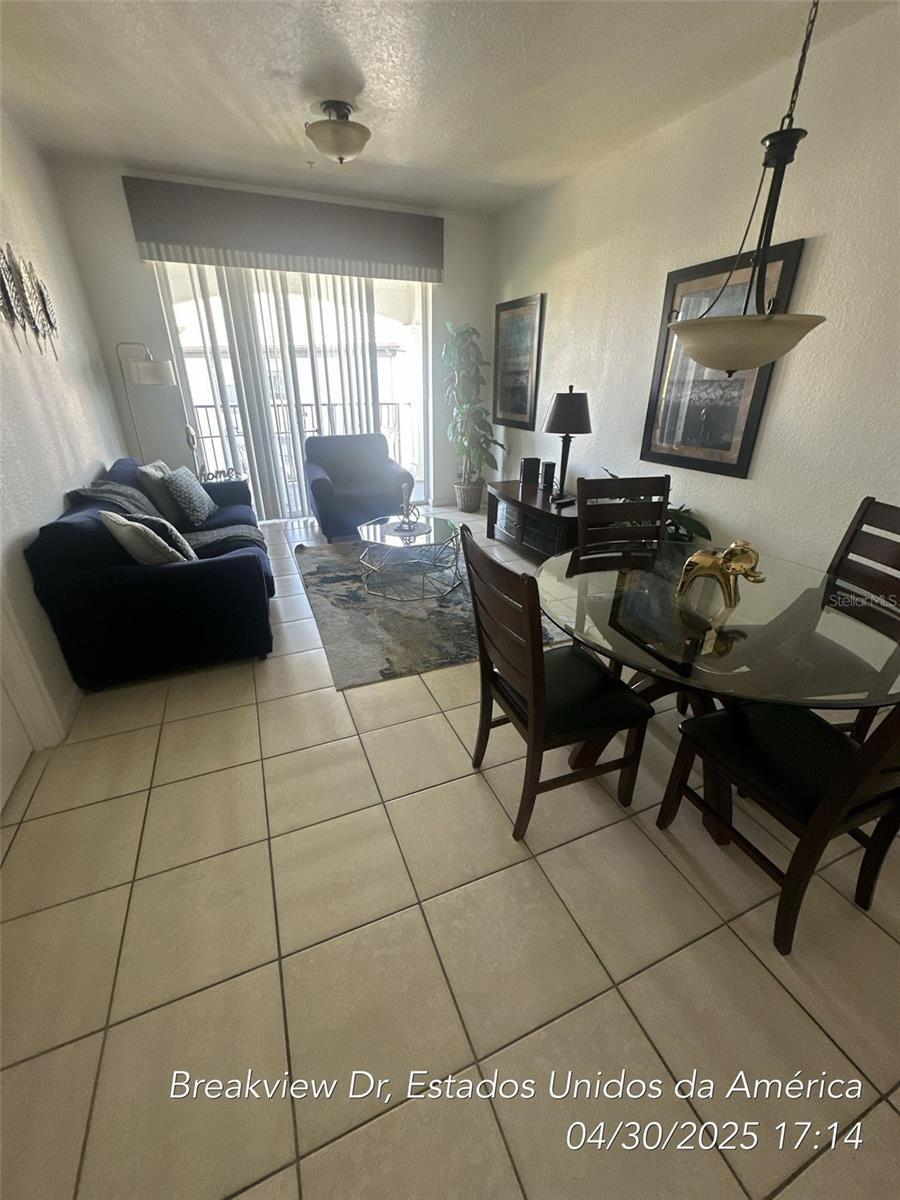 Image 4 of 39 For 4114 Breakview Drive 40202