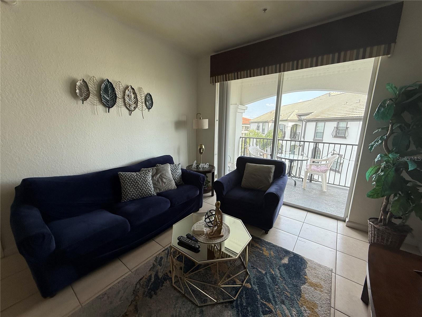 Image 7 of 39 For 4114 Breakview Drive 40202