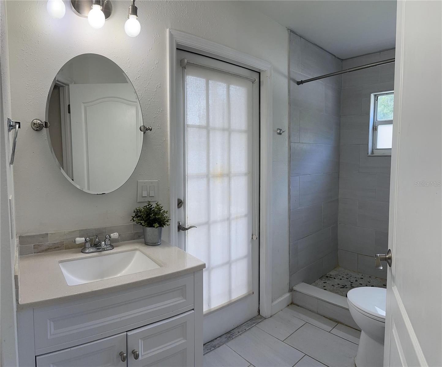 Image 10 of 28 For 30643 Tremont Drive