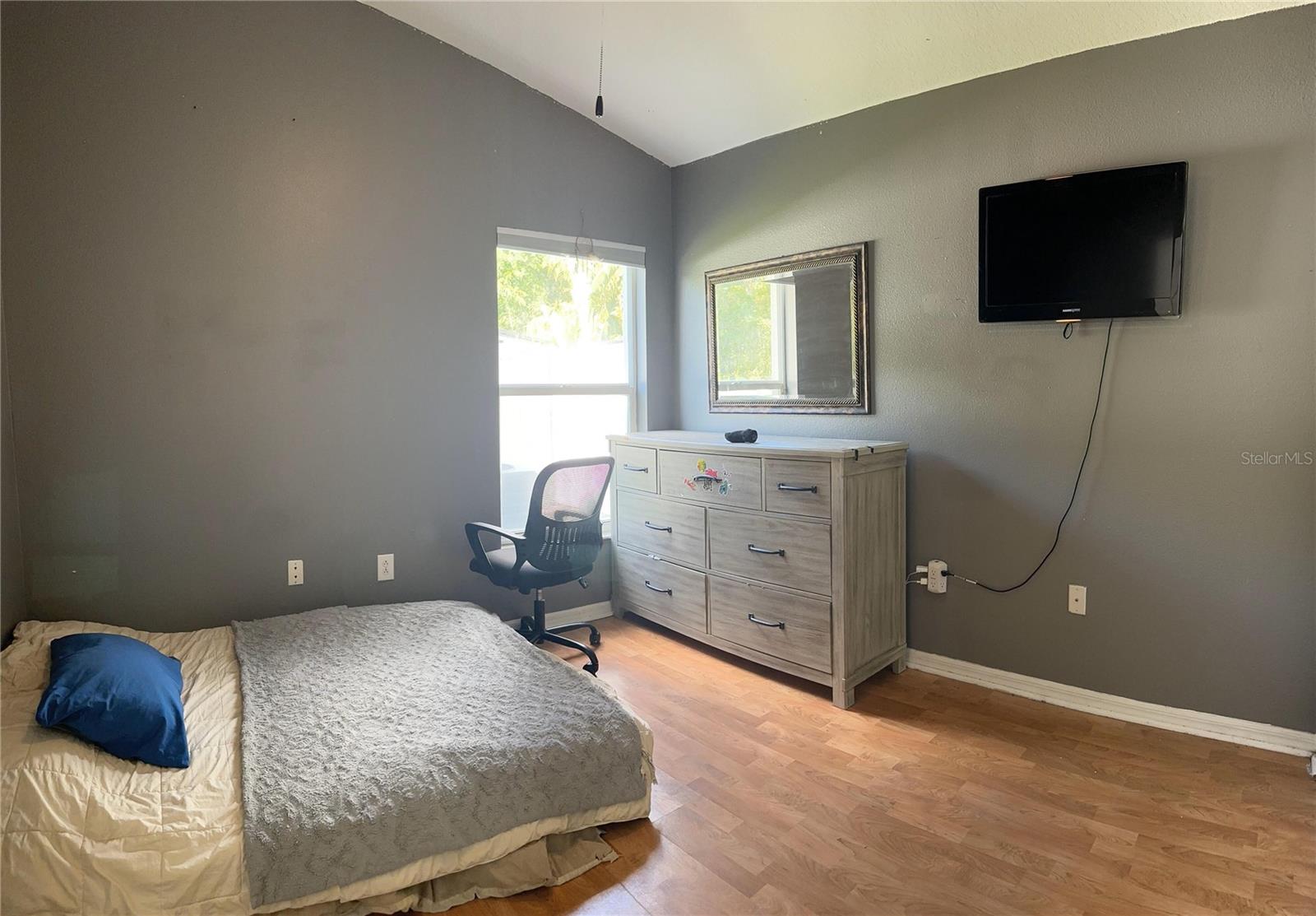 Image 11 of 28 For 30643 Tremont Drive