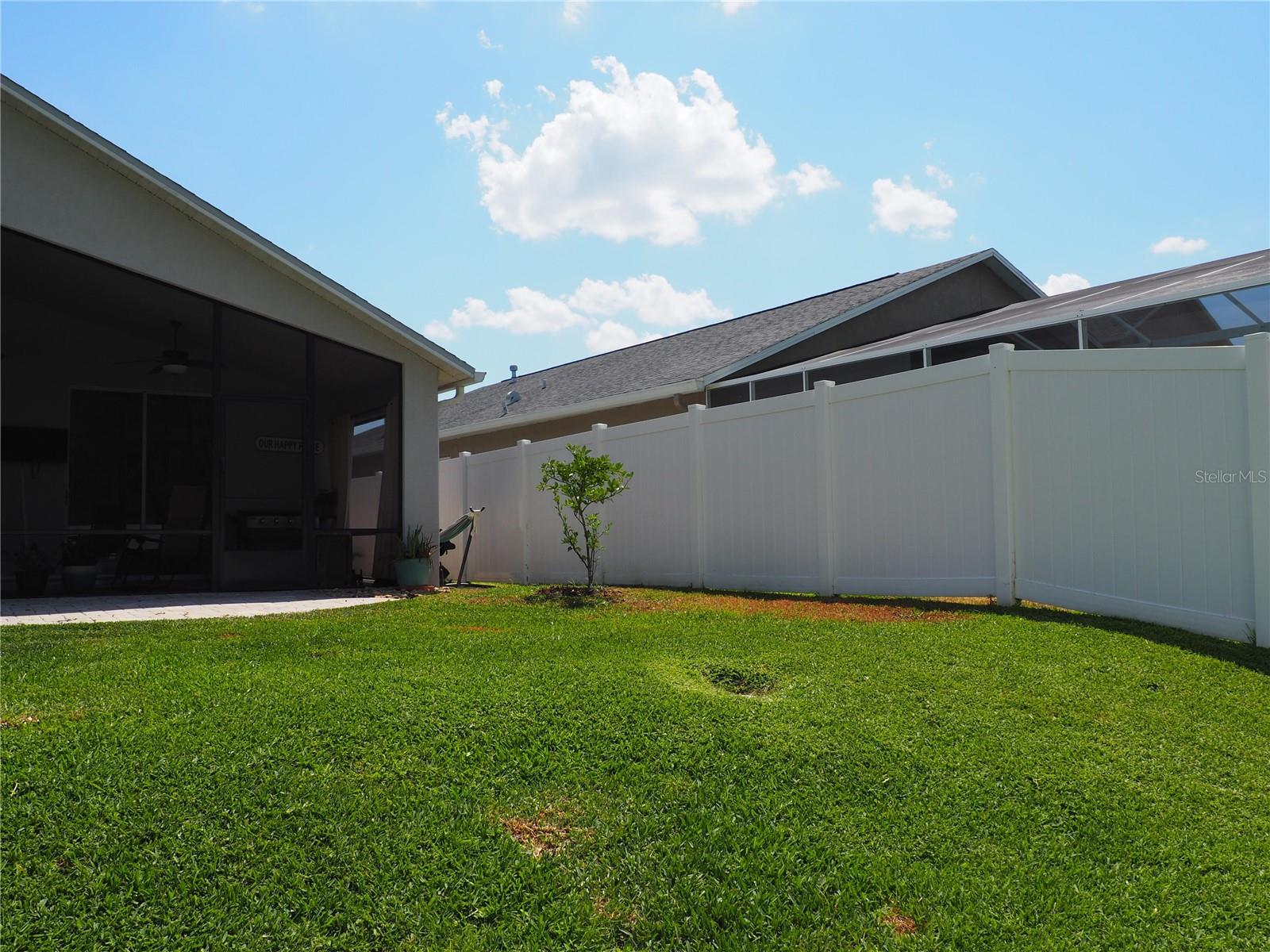 Image 21 of 28 For 30643 Tremont Drive