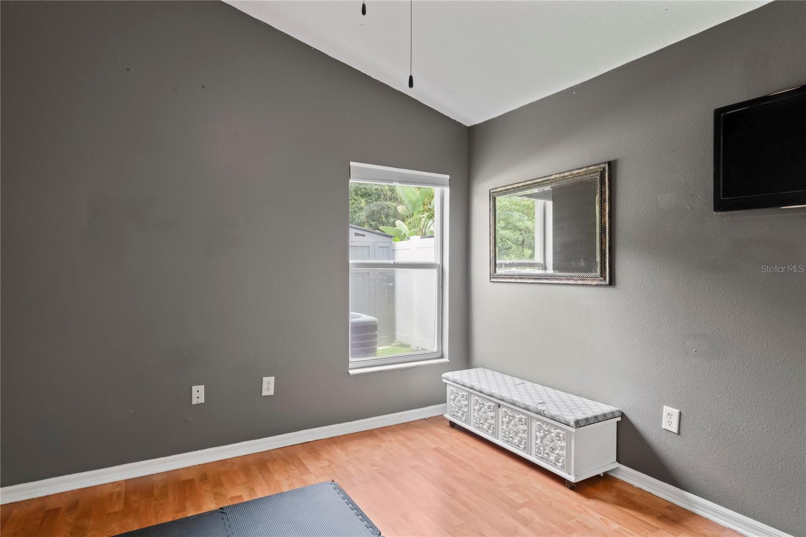 Image 33 of 71 For 30643 Tremont Drive