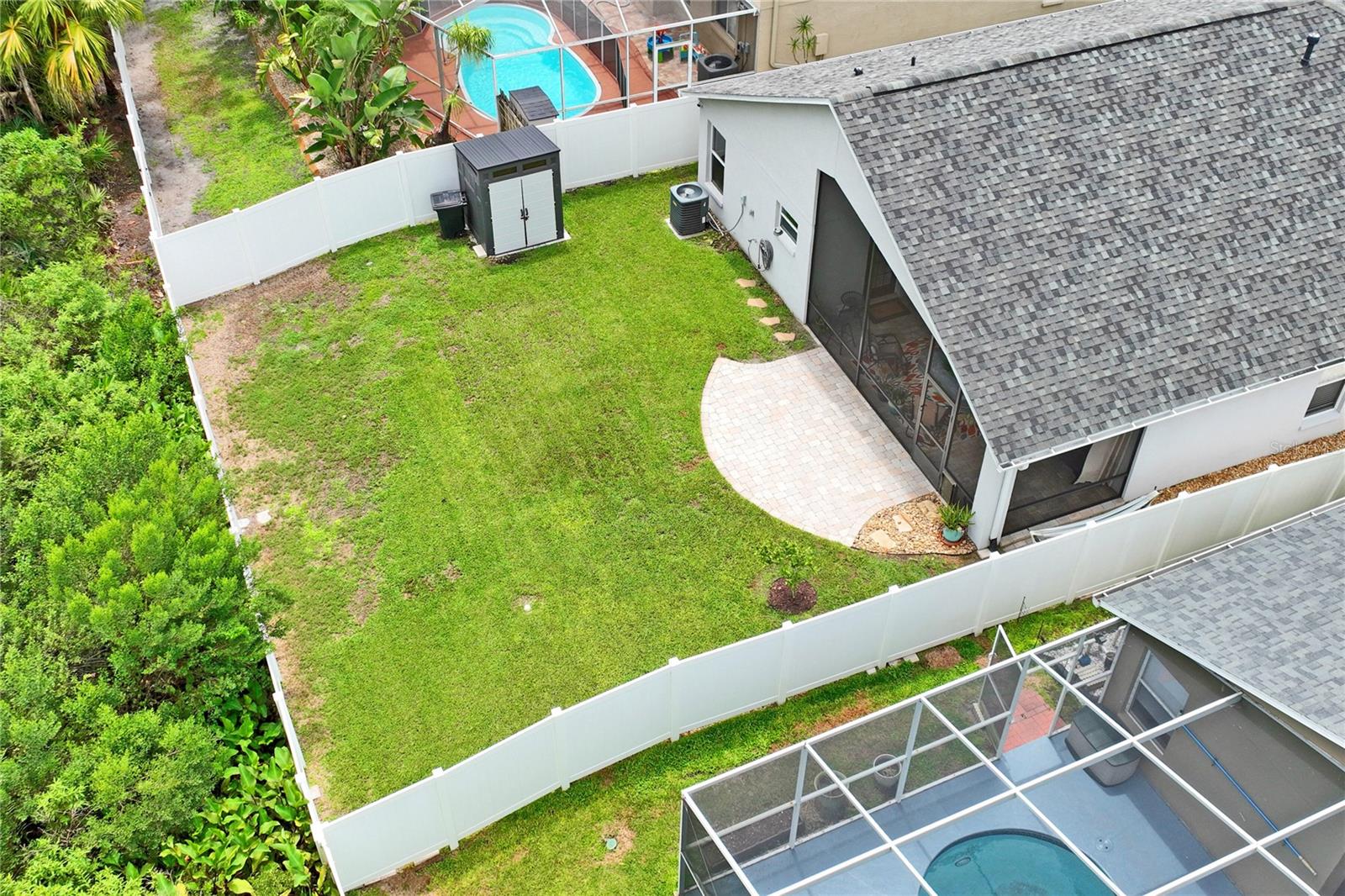 Image 47 of 71 For 30643 Tremont Drive