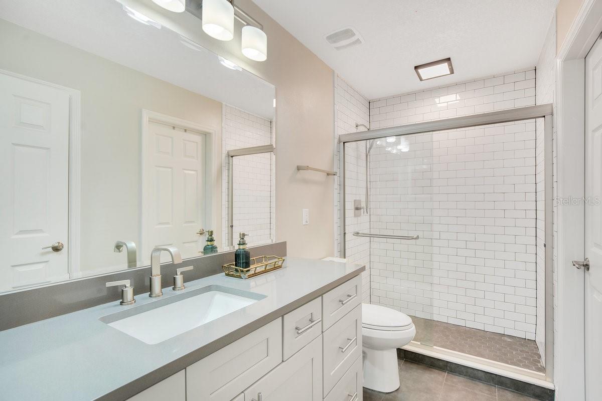 Image 13 of 44 For 13622 Cygnus Dr