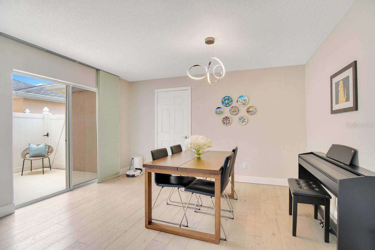 Image 7 of 44 For 13622 Cygnus Dr