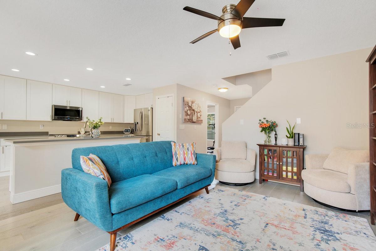 Image 9 of 44 For 13622 Cygnus Dr
