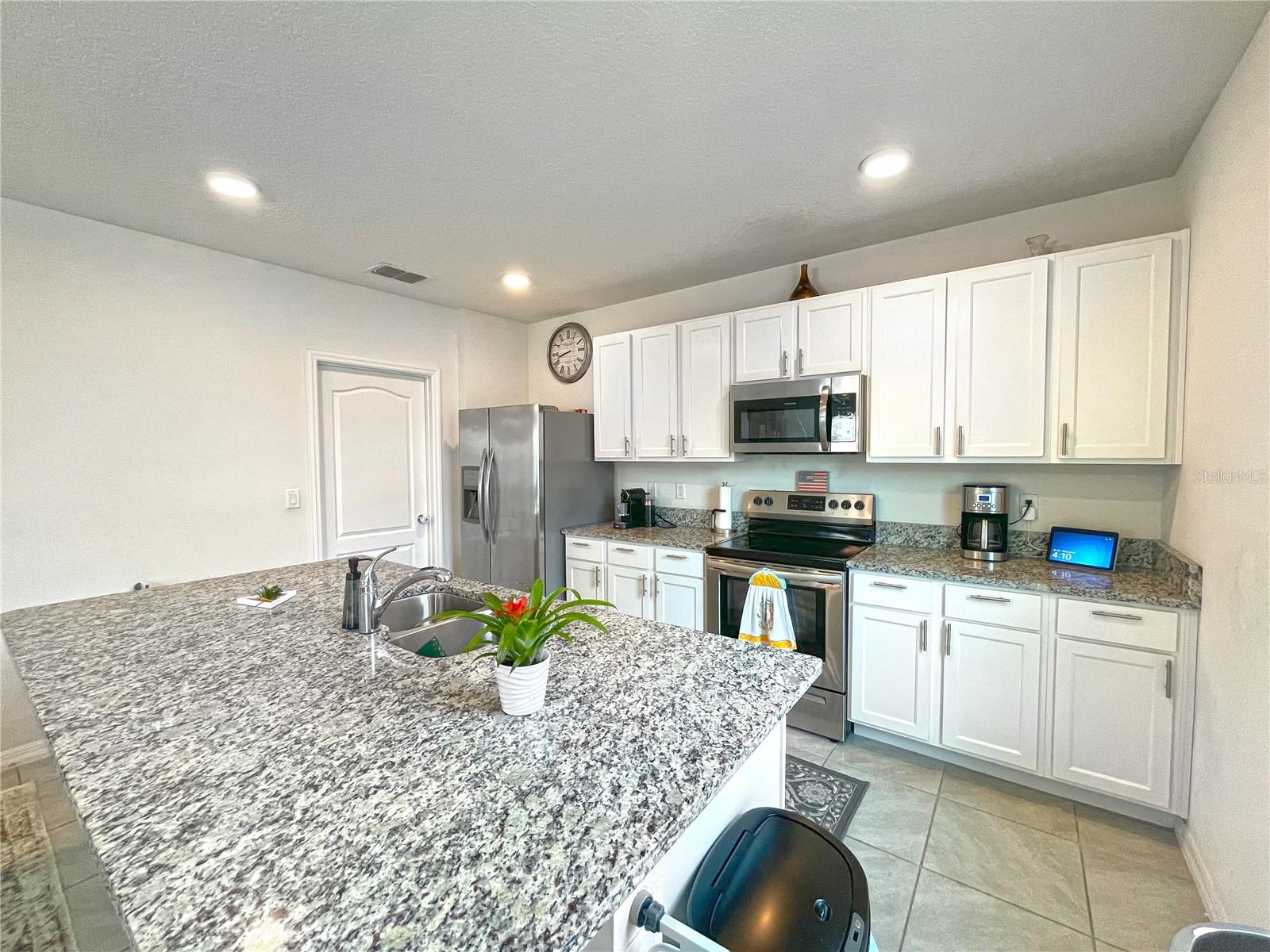 Image 12 of 29 For 9040 Alba Lane