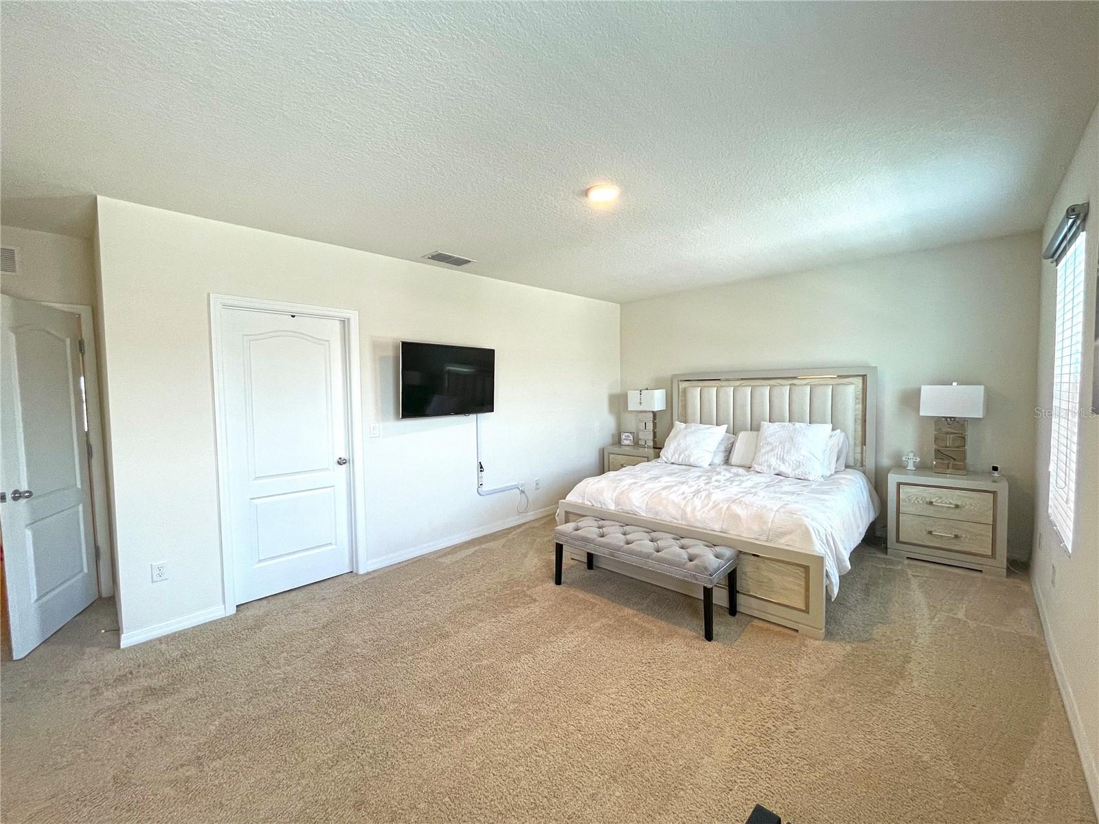 Image 17 of 29 For 9040 Alba Lane