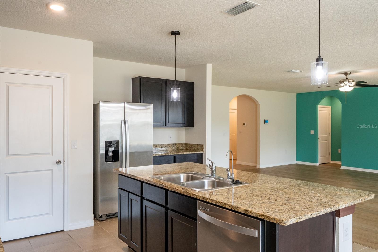 Image 4 of 32 For 1556 50th Terrace