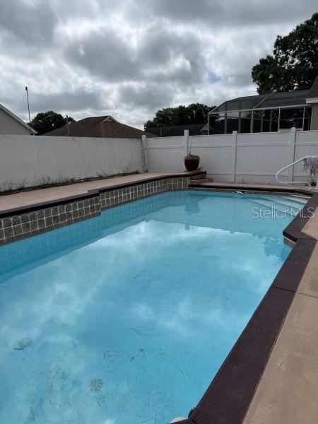 Image 16 of 17 For 3772 Huntwicke Boulevard
