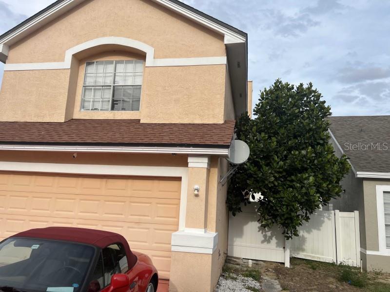 Image 3 of 17 For 3772 Huntwicke Boulevard