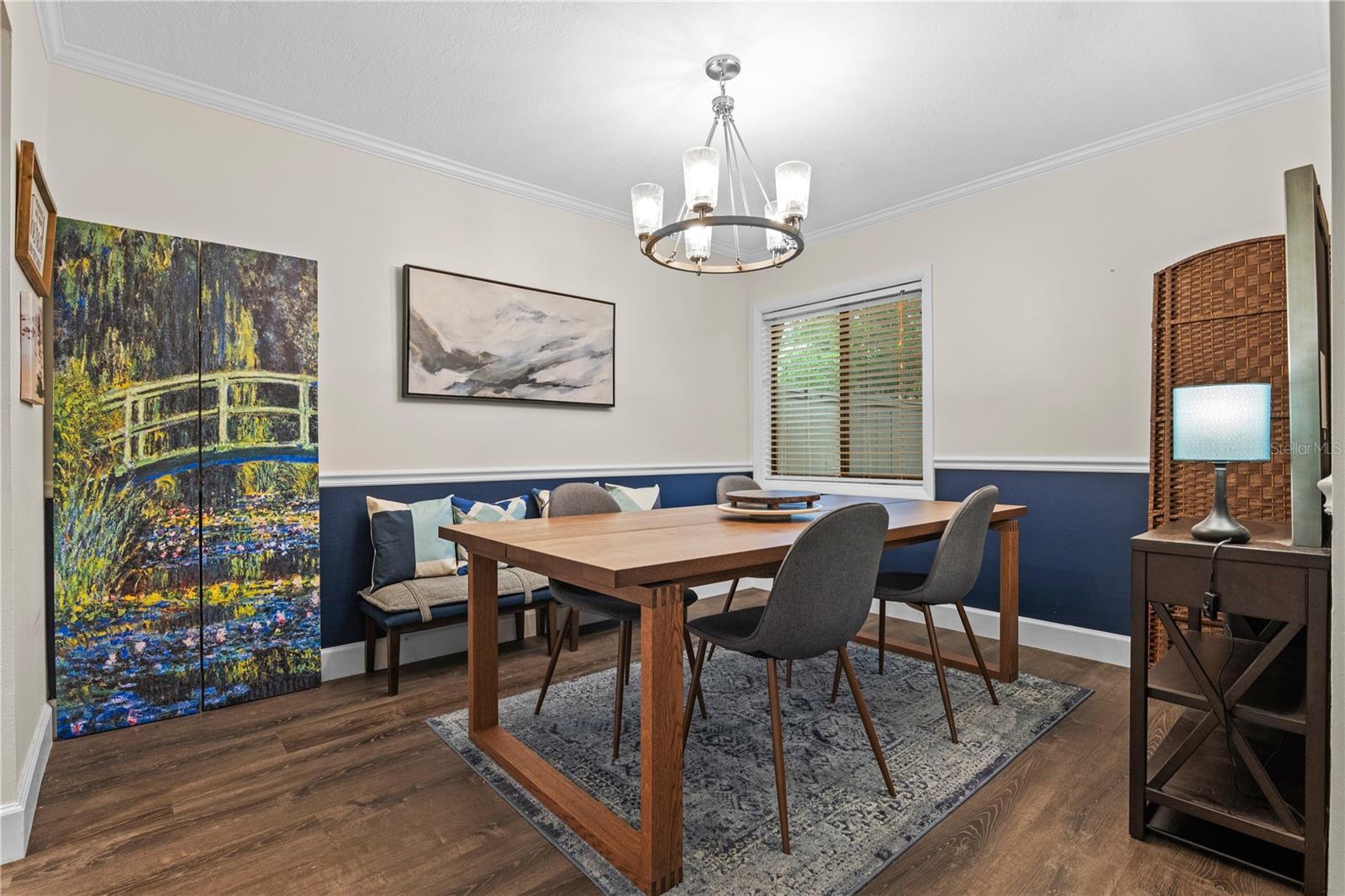 Image 11 of 57 For 111 Crown Oaks Way 101