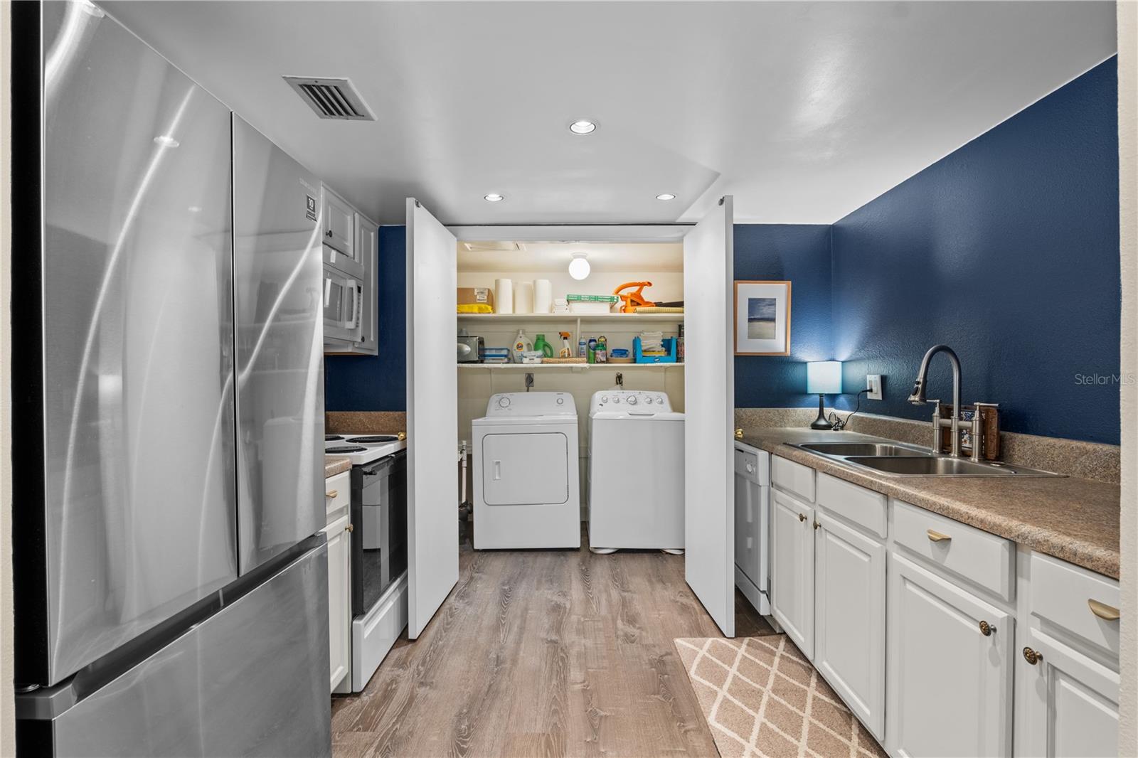 Image 19 of 57 For 111 Crown Oaks Way 101
