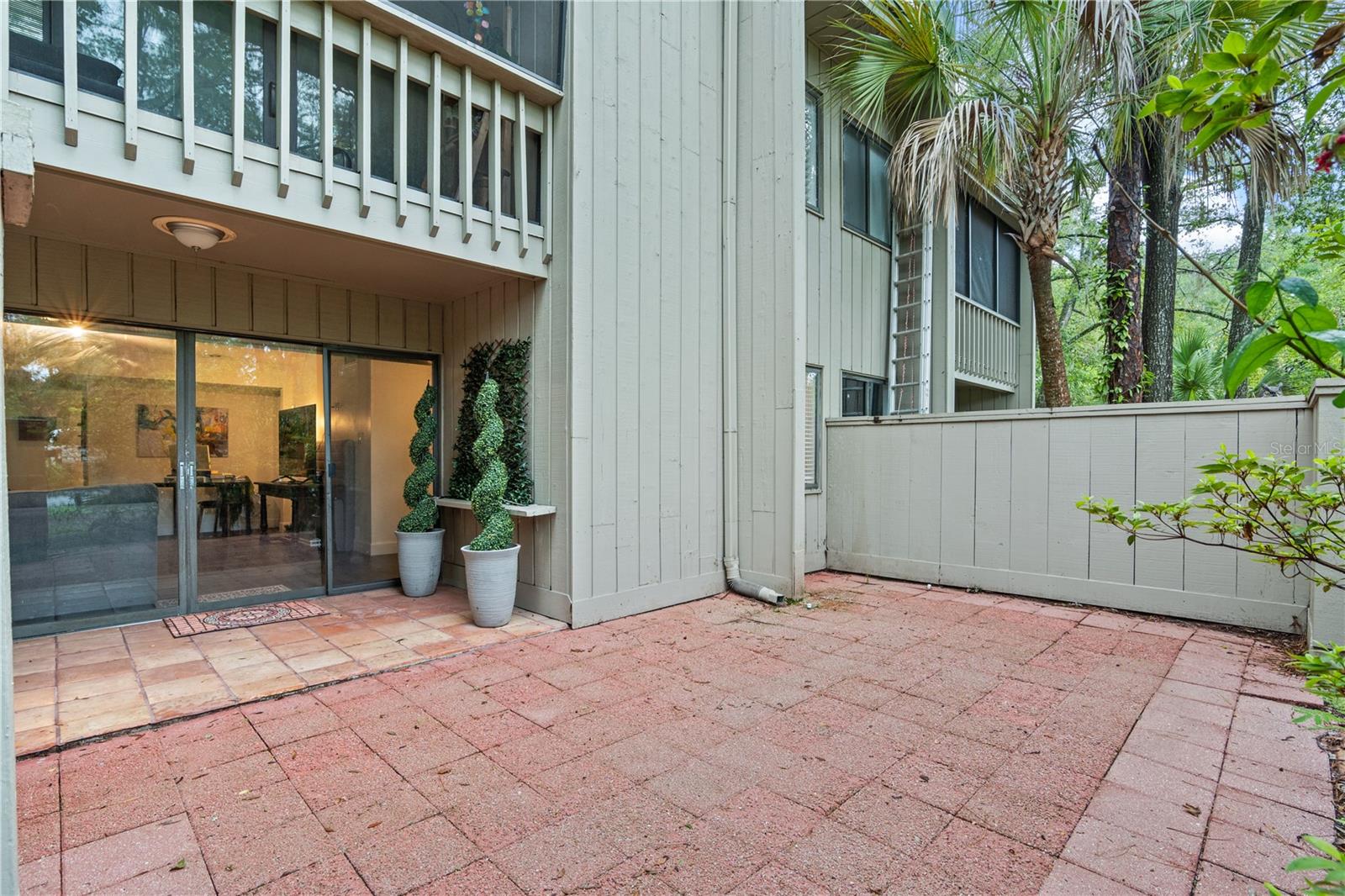 Image 31 of 57 For 111 Crown Oaks Way 101