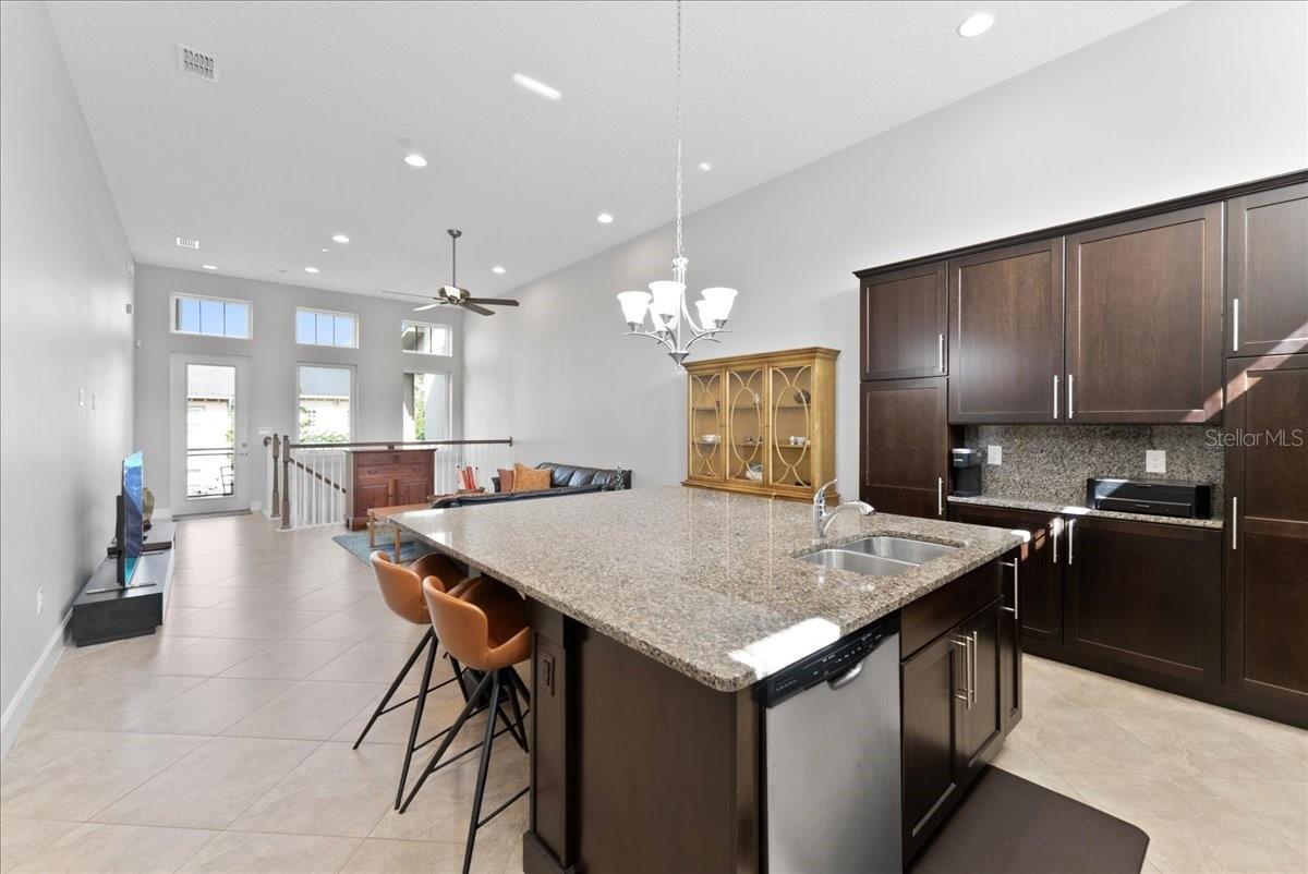 Image 22 of 43 For 13865 Granger Avenue