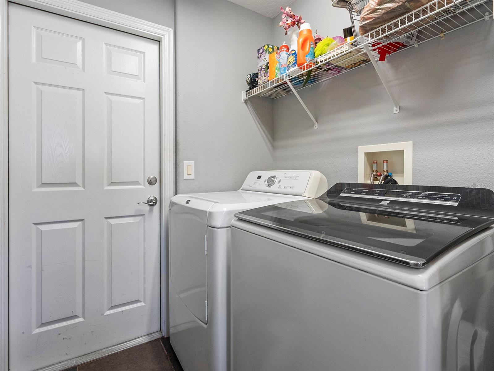 Image 18 of 59 For 2803 Boating Boulevard