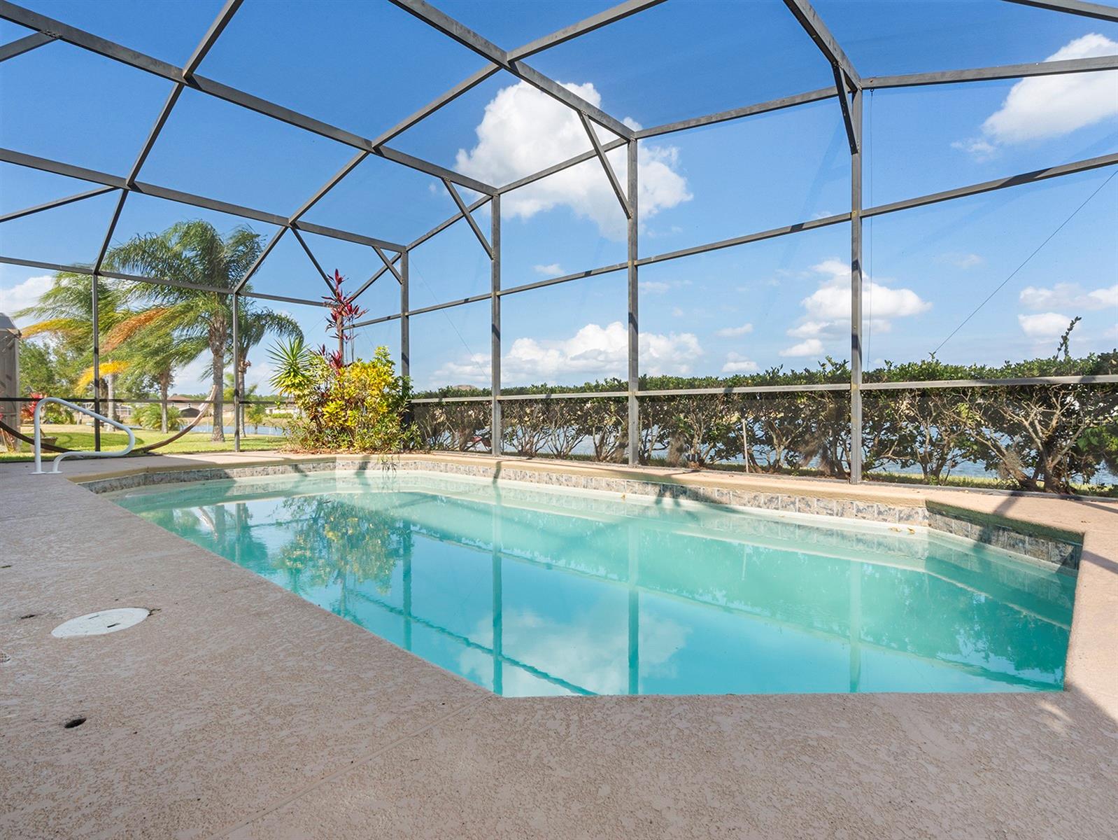 Image 37 of 59 For 2803 Boating Boulevard