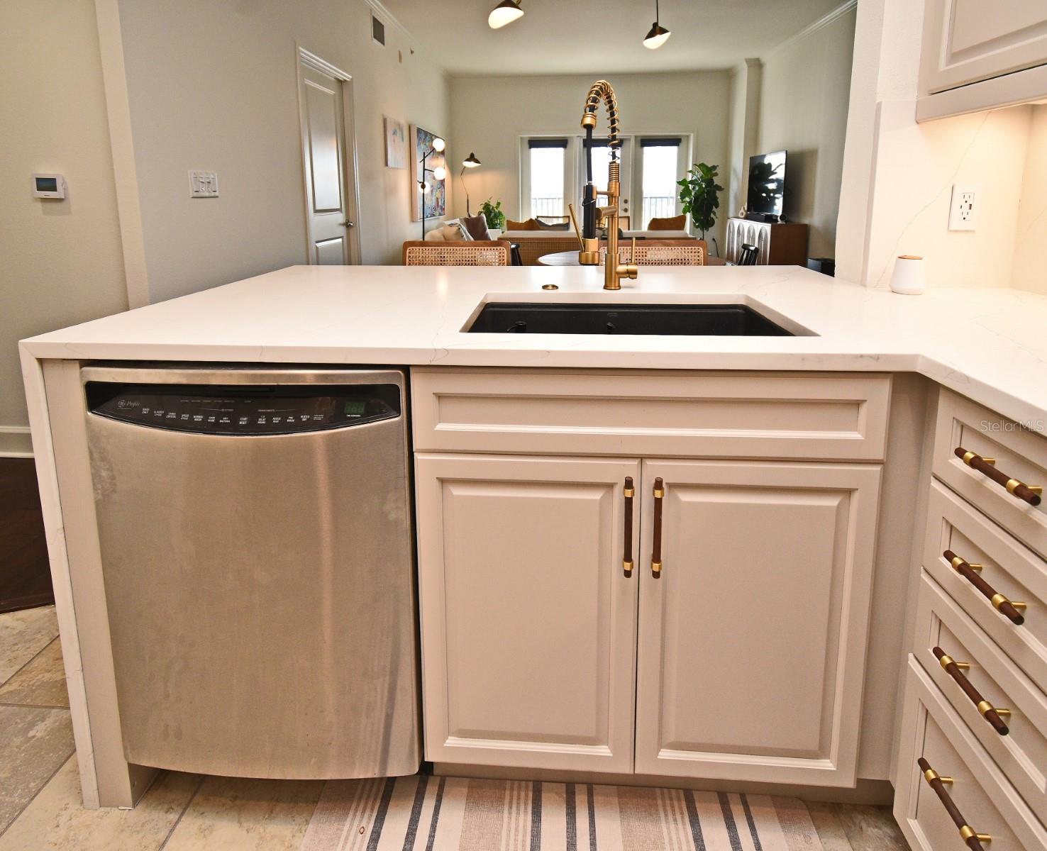 Image 12 of 29 For 2305 Edgewater Drive 1604
